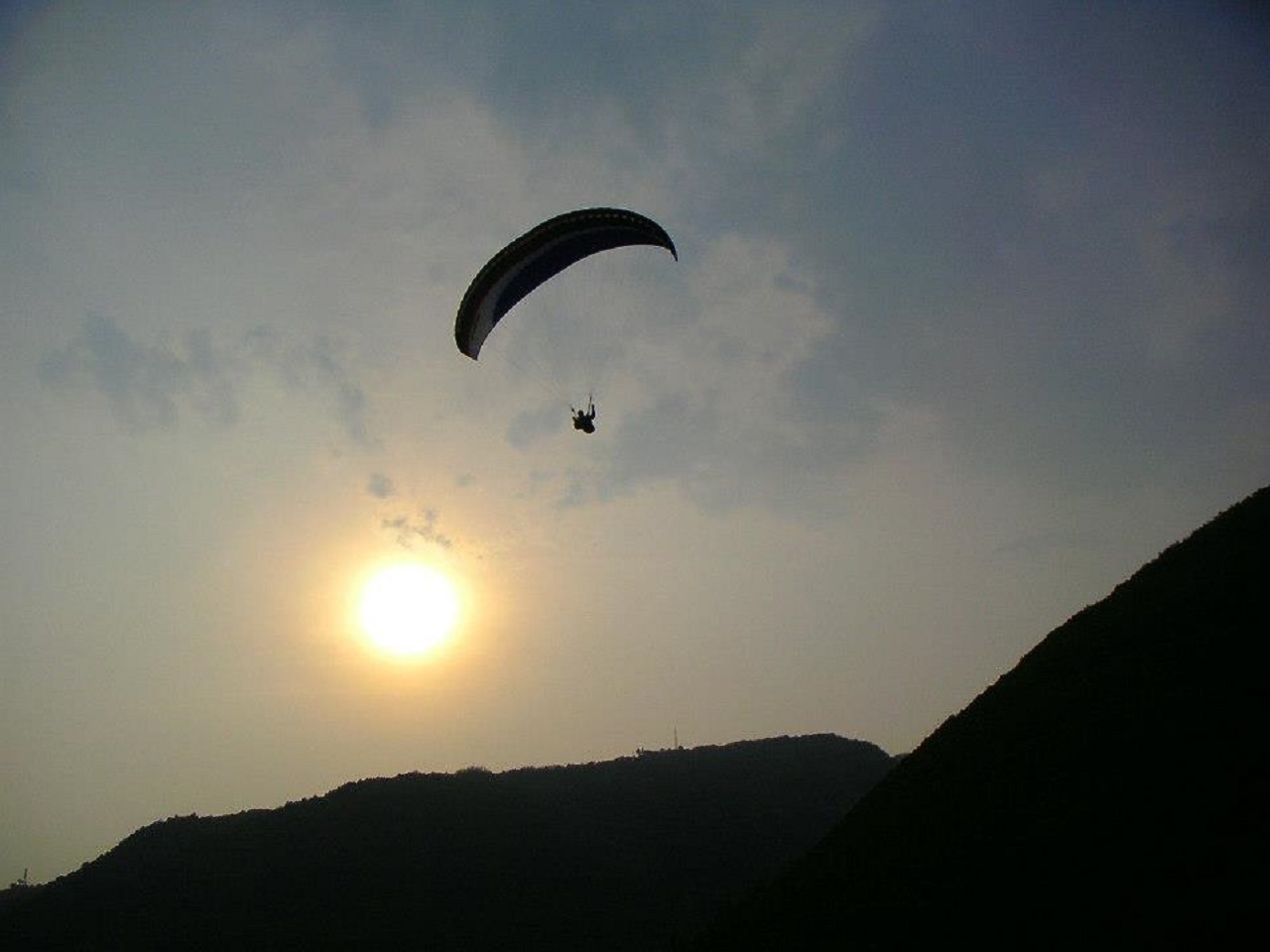 Flug in den Sonnenuntergang in Bassano